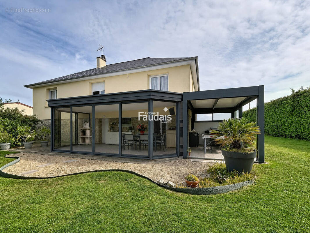 Maison à SAINTE-MERE-EGLISE