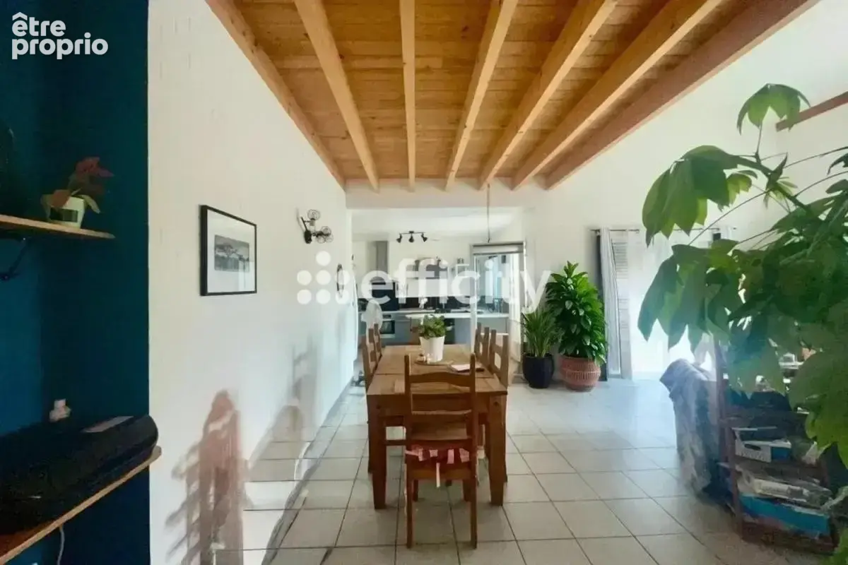 Maison 120 m² à Rouillac  - photo 7