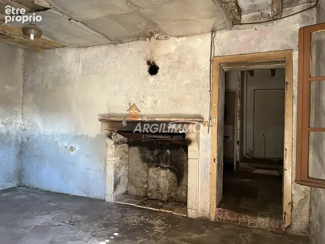 Ensemble immobilier à rénover   Trois maisons et terrains - photo 10