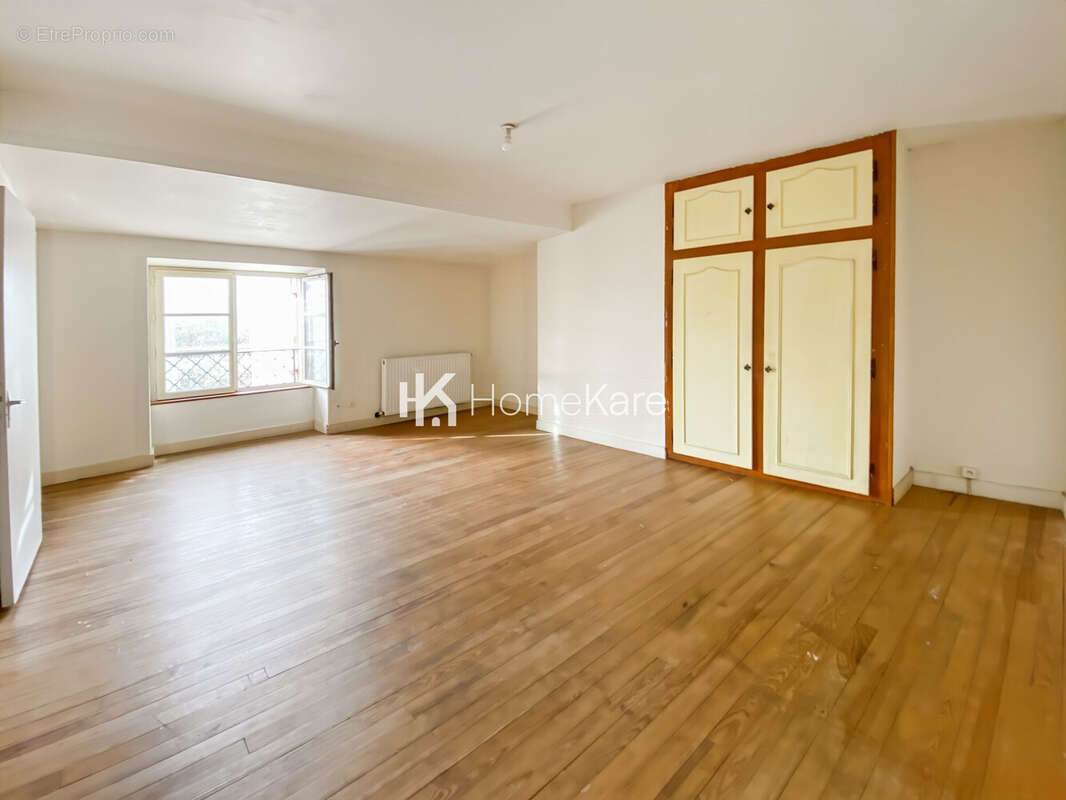 Maison à GIRONDE-SUR-DROPT