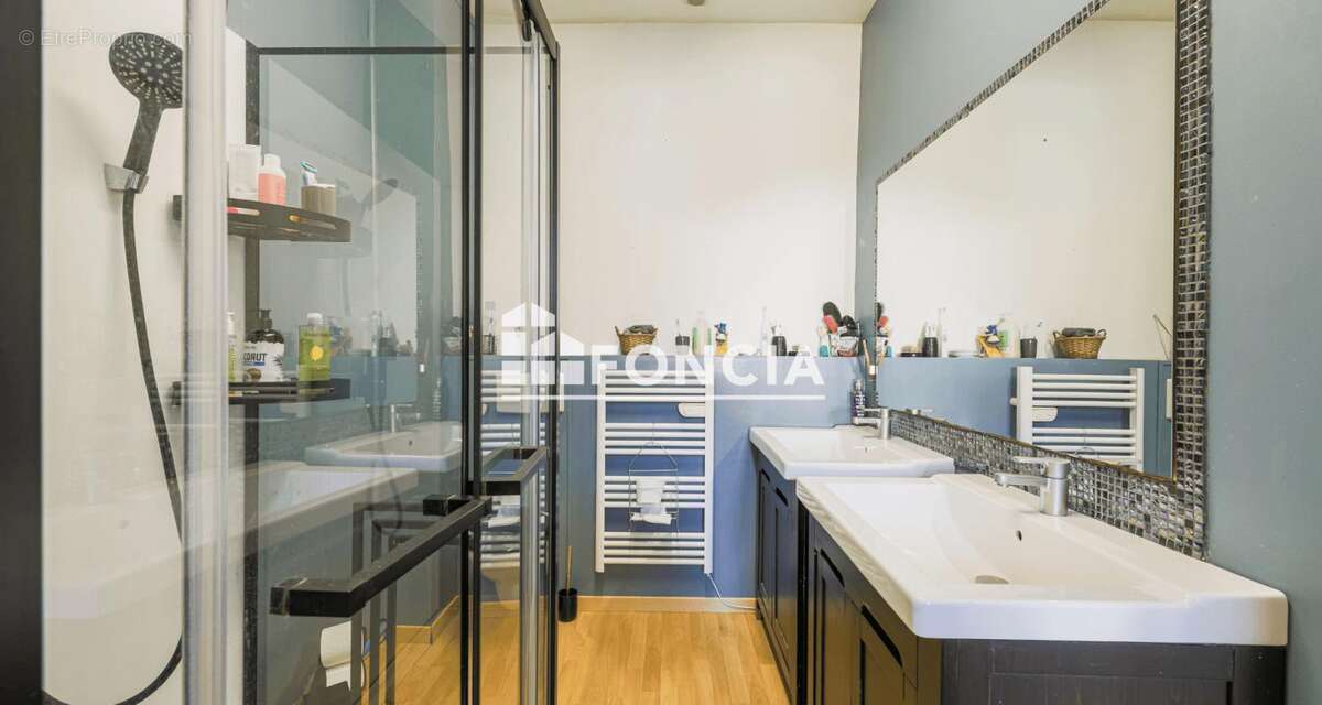 Maison à VARCES-ALLIERES-ET-RISSET