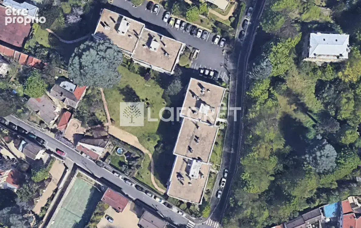 Grand 2 pièces de plus de 50 m² en centre-ville - photo 13