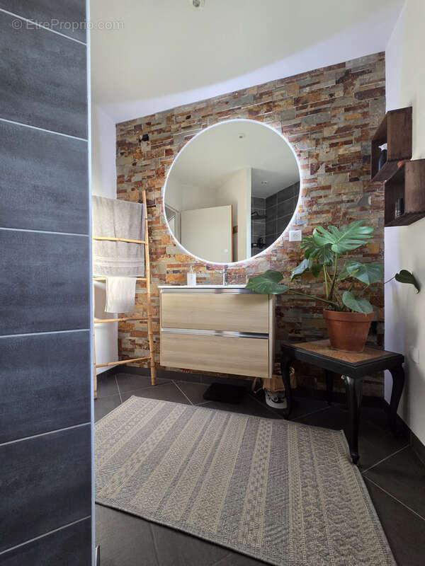 Maison à SAINT-JULIEN-DES-LANDES