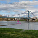 Commerce à SERRIERES