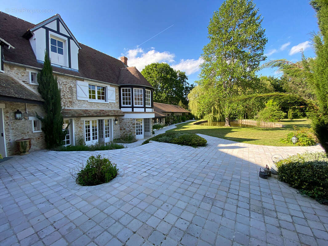 Maison à MONTFORT-L'AMAURY