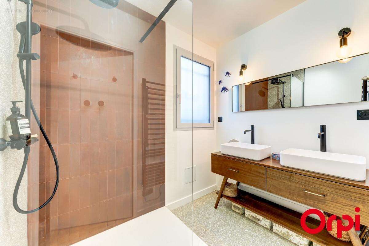 Appartement à CALUIRE-ET-CUIRE