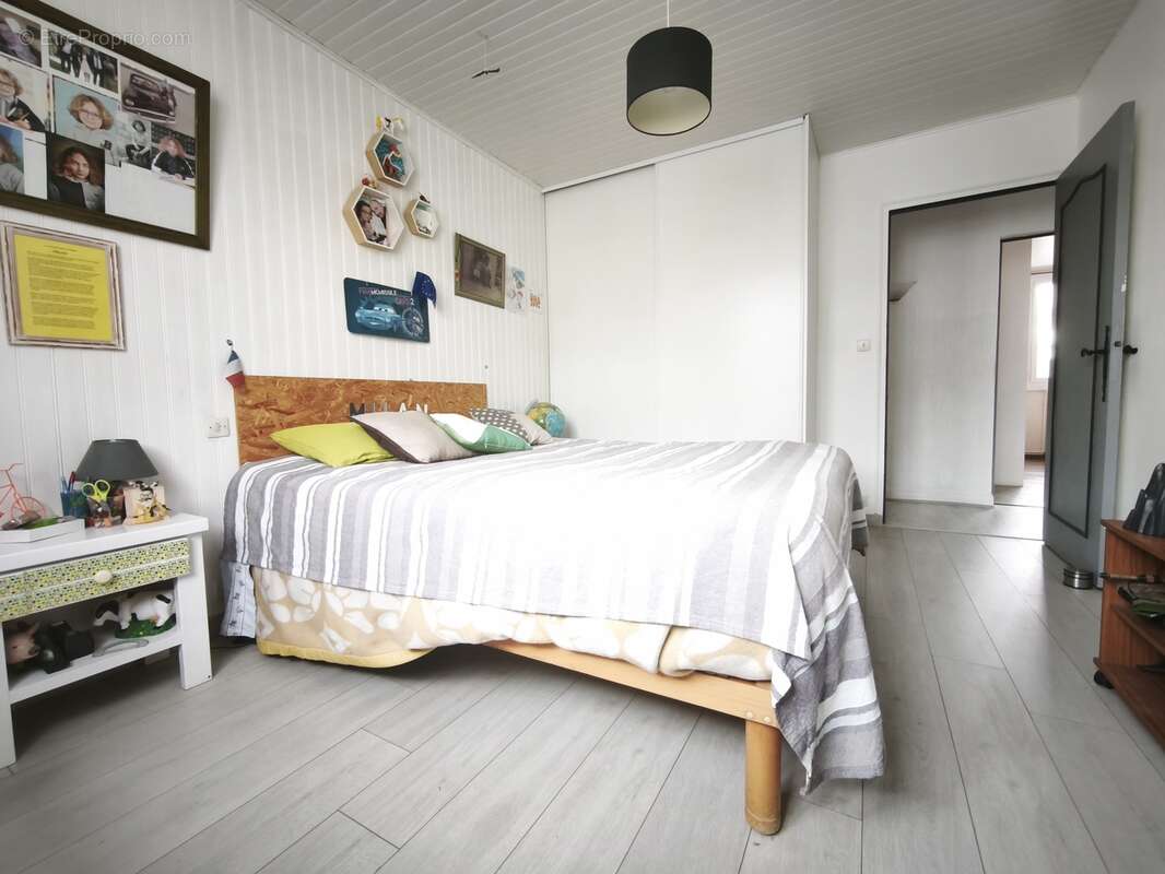 Maison 153 m² à Linars  - photo 56