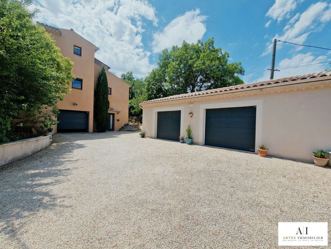 Maison 179 m² à Saint-Thome  - photo 5