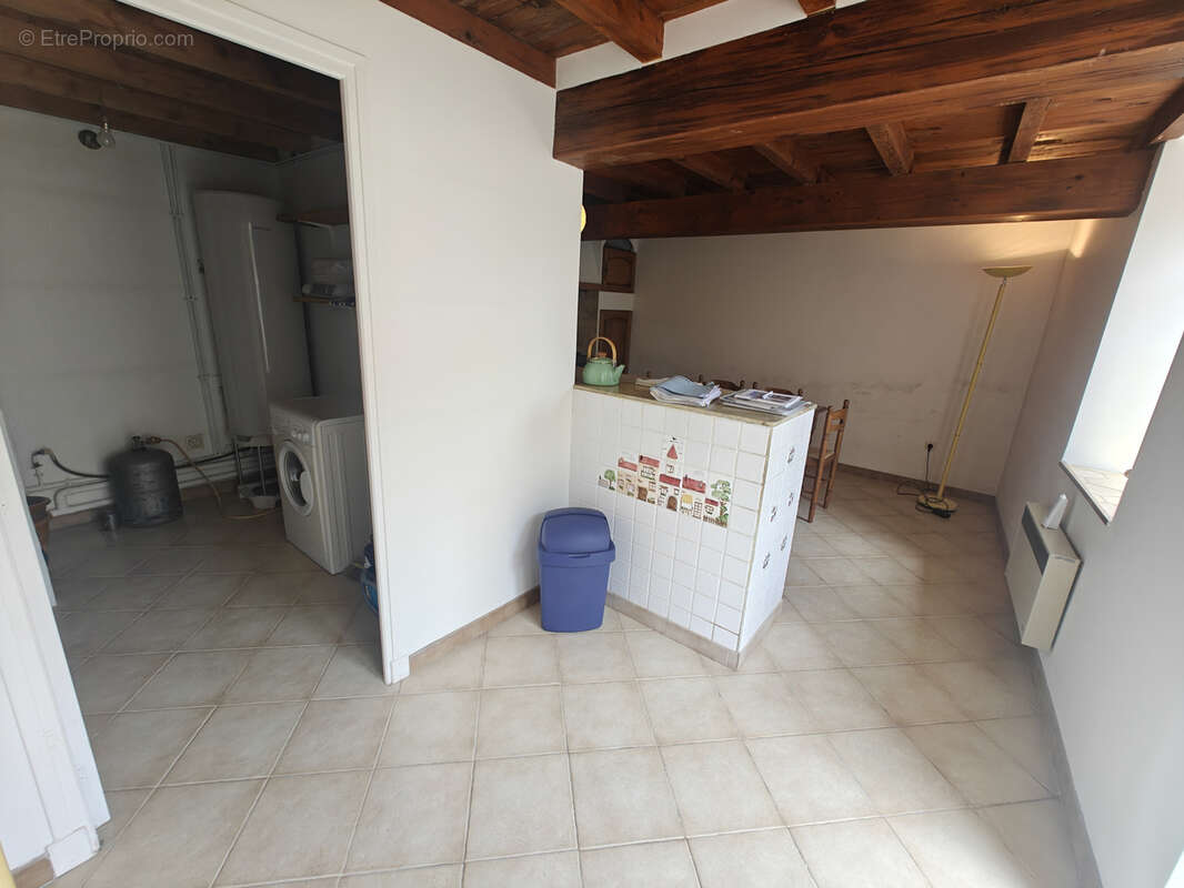 Maison à BELVEZE-DU-RAZES
