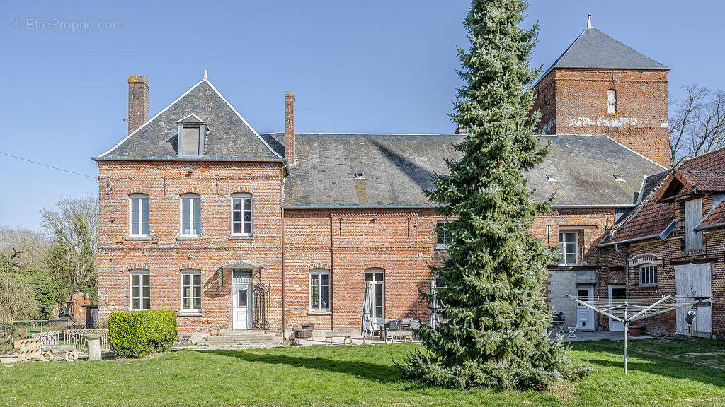 Maison à LIANCOURT-FOSSE