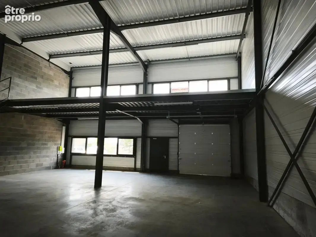 Photo Commerce à Voiron au prix de 379 000€