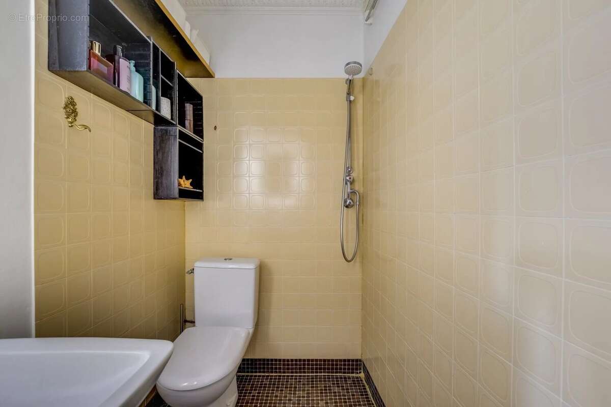 Appartement à PARIS-9E