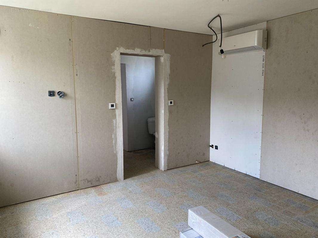 Maison Saint Michel En Brenne 5 pièce(s) 96 m2 - photo 5