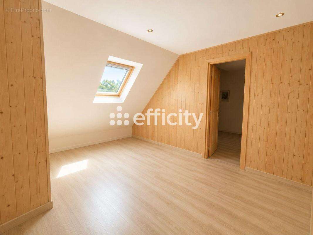 Maison 131 m² à Lorient  - photo 8