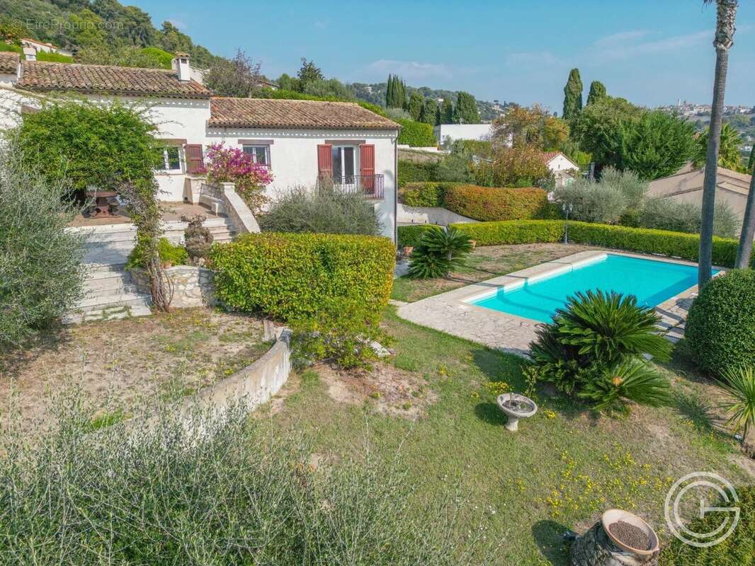 Villa individuelle 199m² avec Piscine + 1857m² de Jardin - LA COLLE SUR LOUP - photo 33