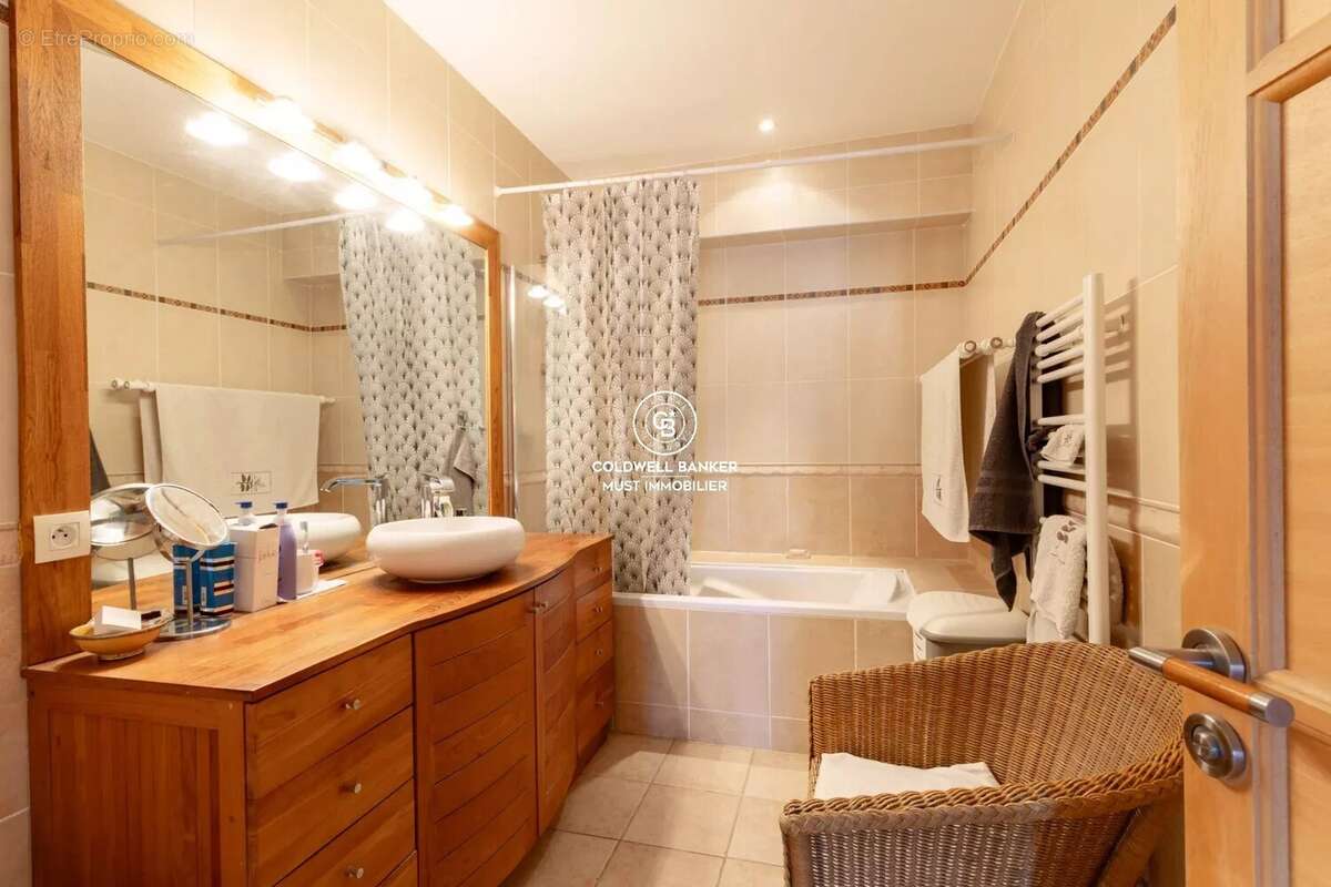 Appartement à SAINT-CYPRIEN