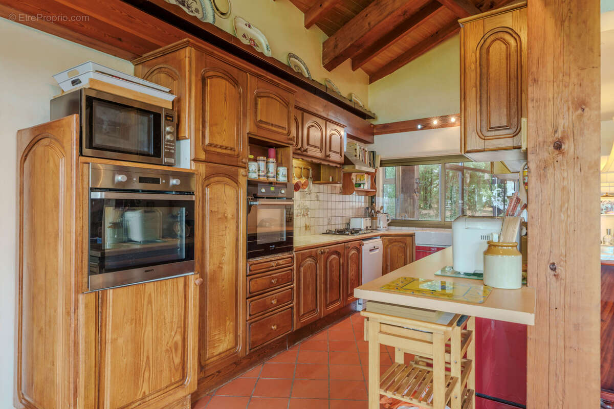 Propriété d'exception sur 35ha avec lac privé et vue panoramique - photo 9