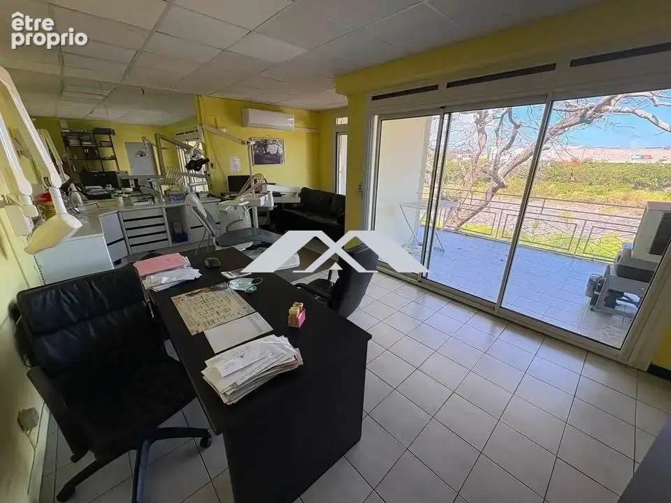 Appartement 380 m² à vendre à Saint-Joseph (97480) - photo 3