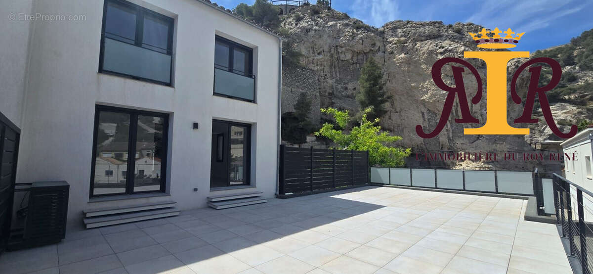 Appartement à MARSEILLE-16E