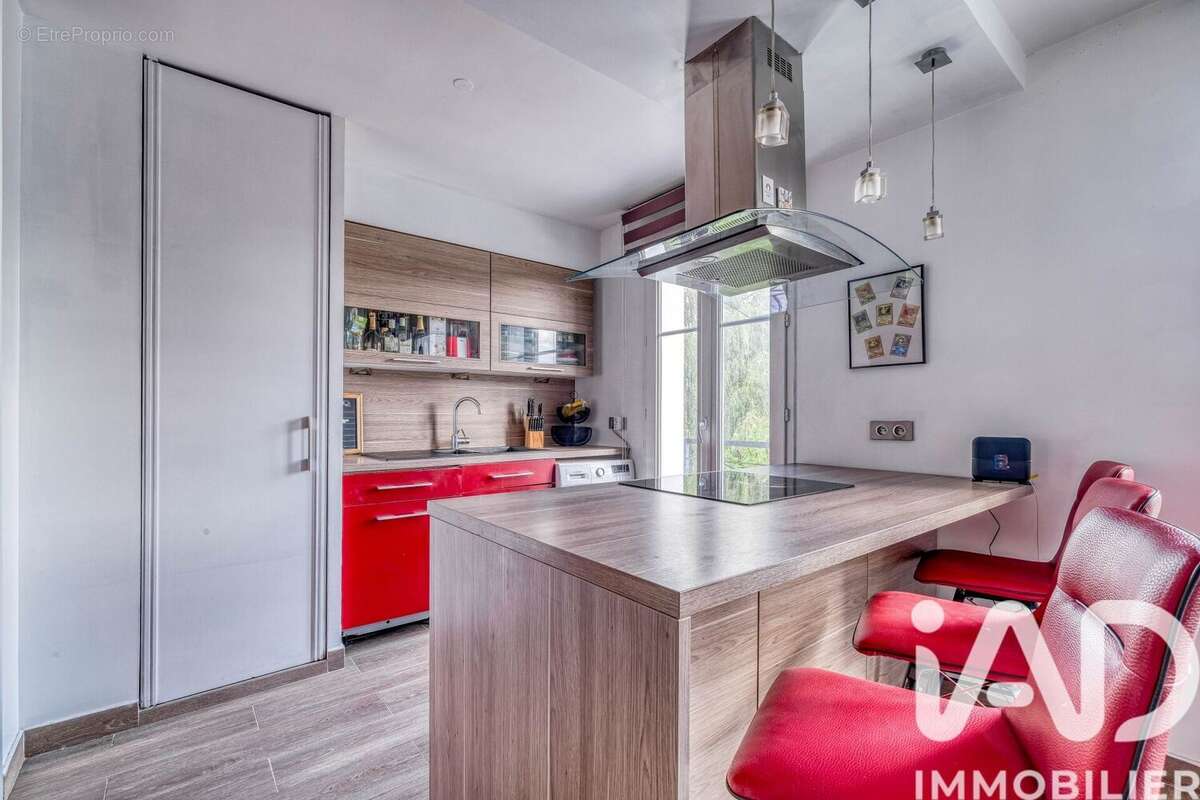 Photo 2 - Appartement à BAILLY-ROMAINVILLIERS
