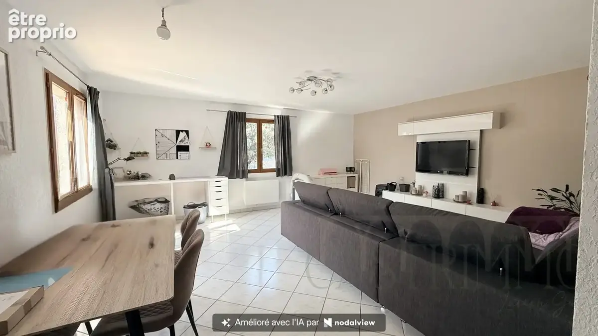 CASTRIES  Maison de plain-pied avec garage et jardin - photo 2