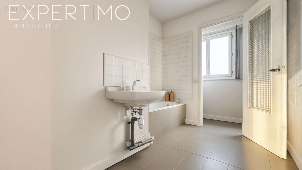 A VENRDE appartement F4 lumineux à proximité du centre-ville d'Étampes - photo 8
