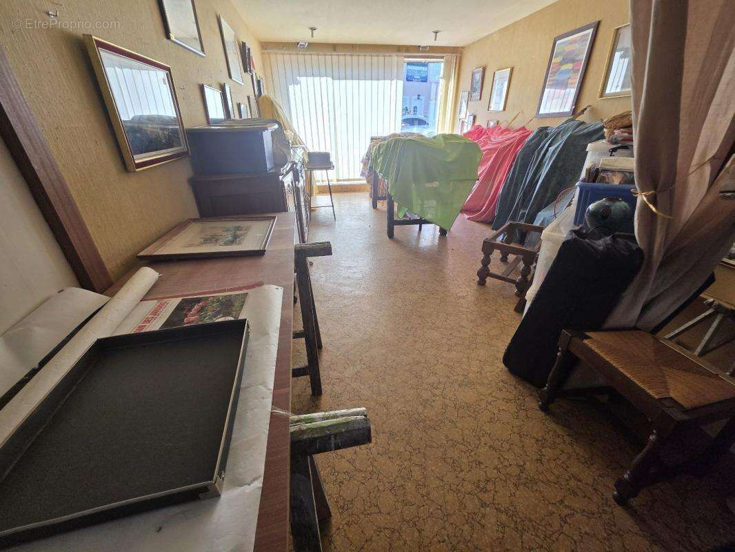 Commerce à SAINT-AOUT