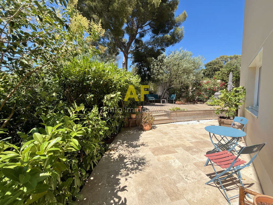 Appartement à SAINT-RAPHAEL