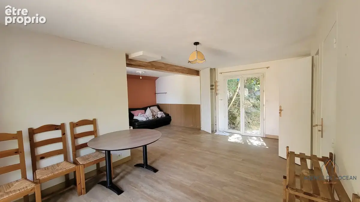 Maison à vendre à Le Palais : Calme, Jardin clos et Proximité du Port - photo 2