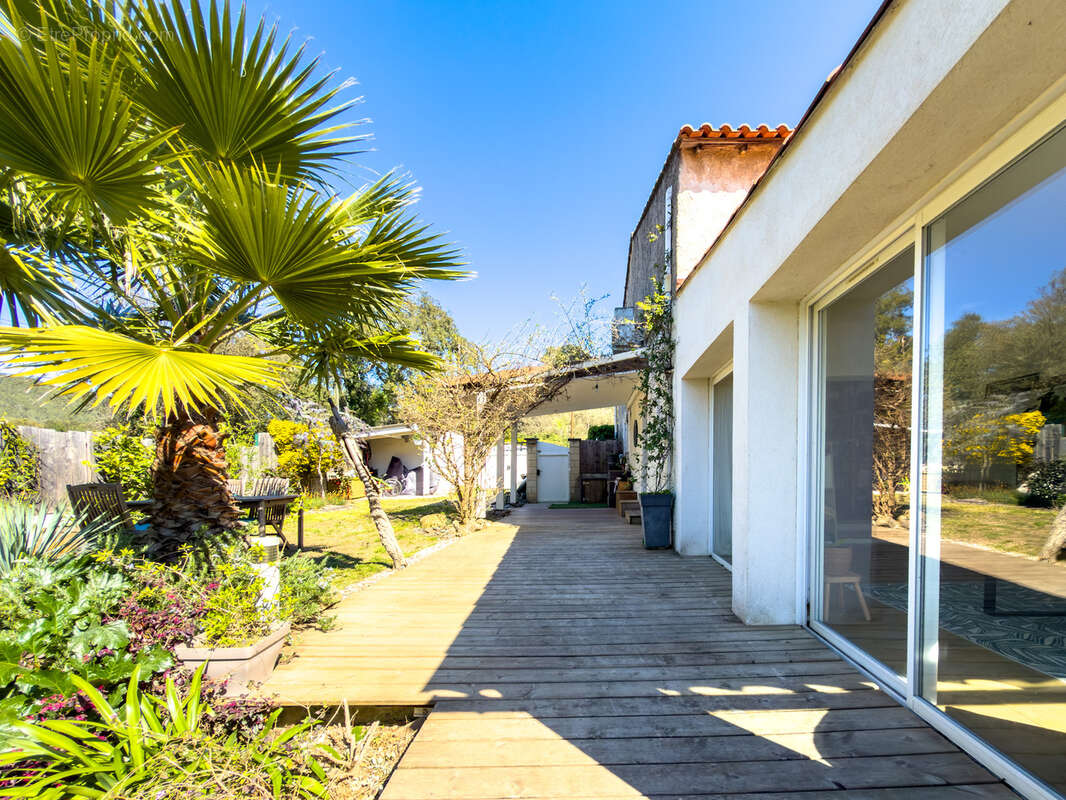 Maison à HYERES