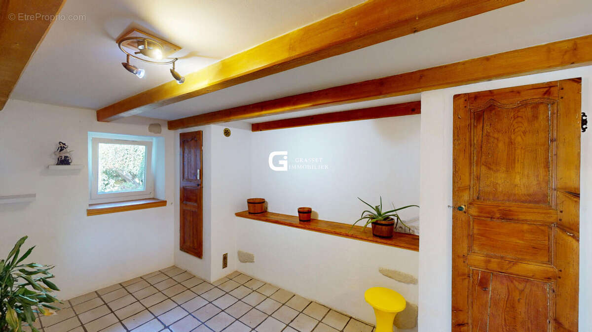 Maison Le Poizat Lalleyriat 7 pièce(s) 209 m2 - photo 5