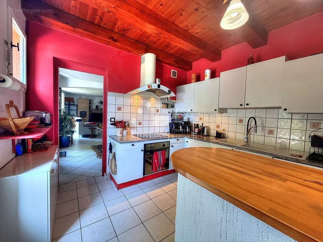 Maison à REGUSSE