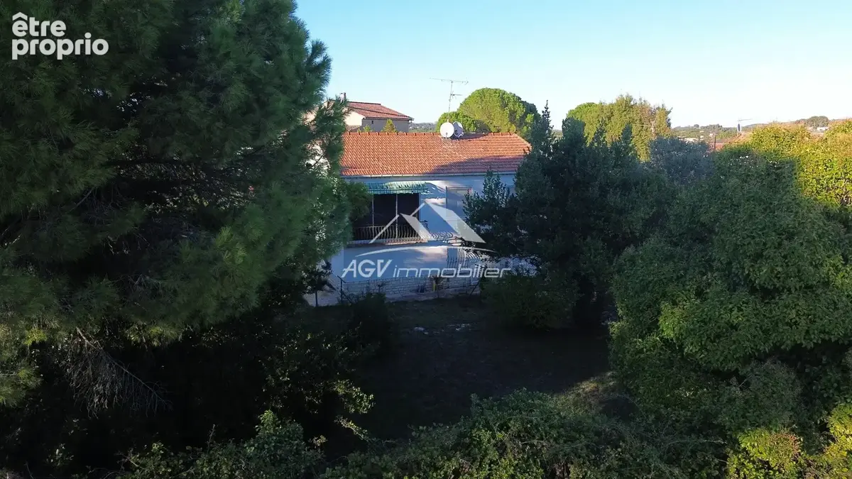 Ensemble immobilier : 2 habitations, 3022m² de terrain - photo 12
