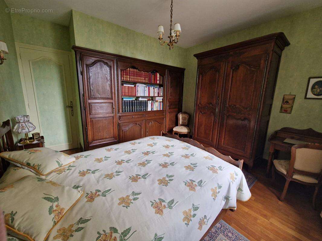Maison 179 m² à Sainville  - photo 8