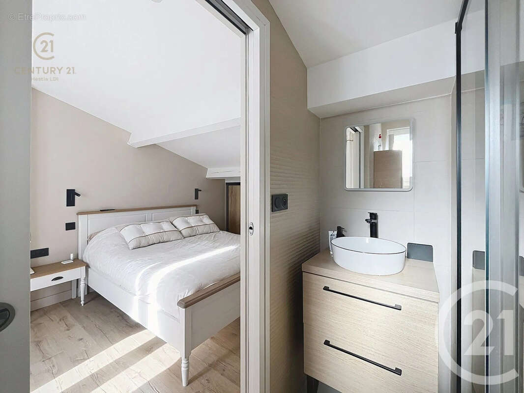 Appartement à GASSIN