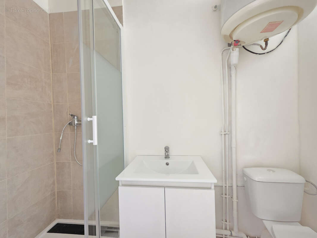 Studio en parfait état - centre ville Saint Germain en Laye - photo 5
