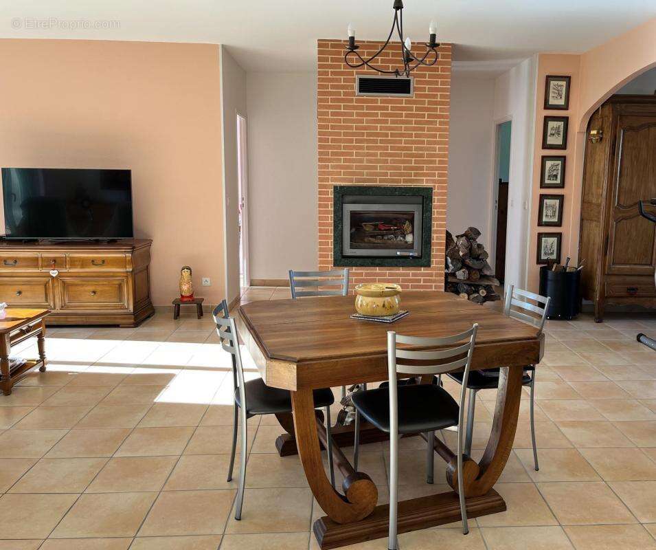 Maison à CORDES-SUR-CIEL