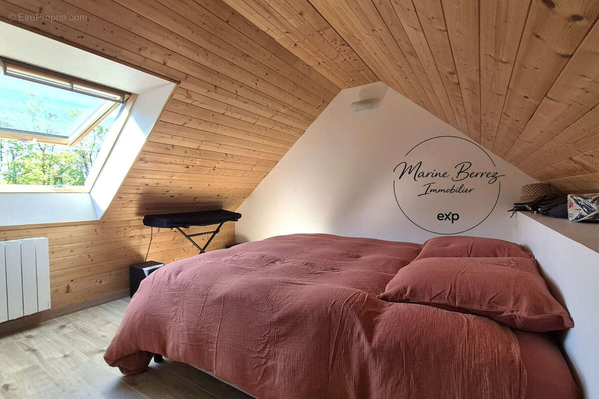 Maison à MOUXY