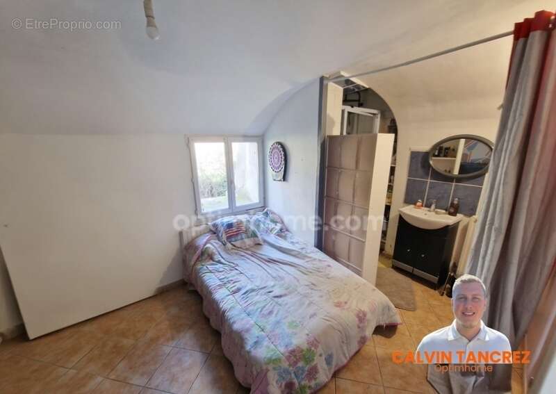 Appartement à SAINT-BRES