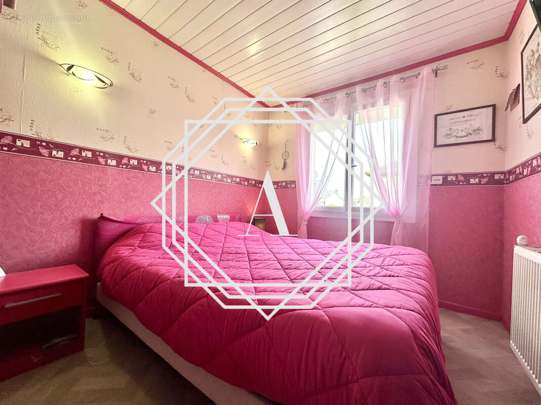 Maison à SAINT-CREPIN-IBOUVILLERS