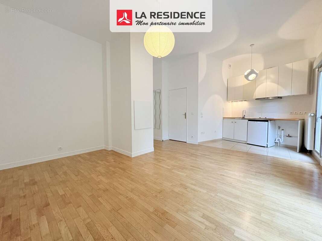 Appartement 30 m² à Velizy-Villacoublay  - photo 2