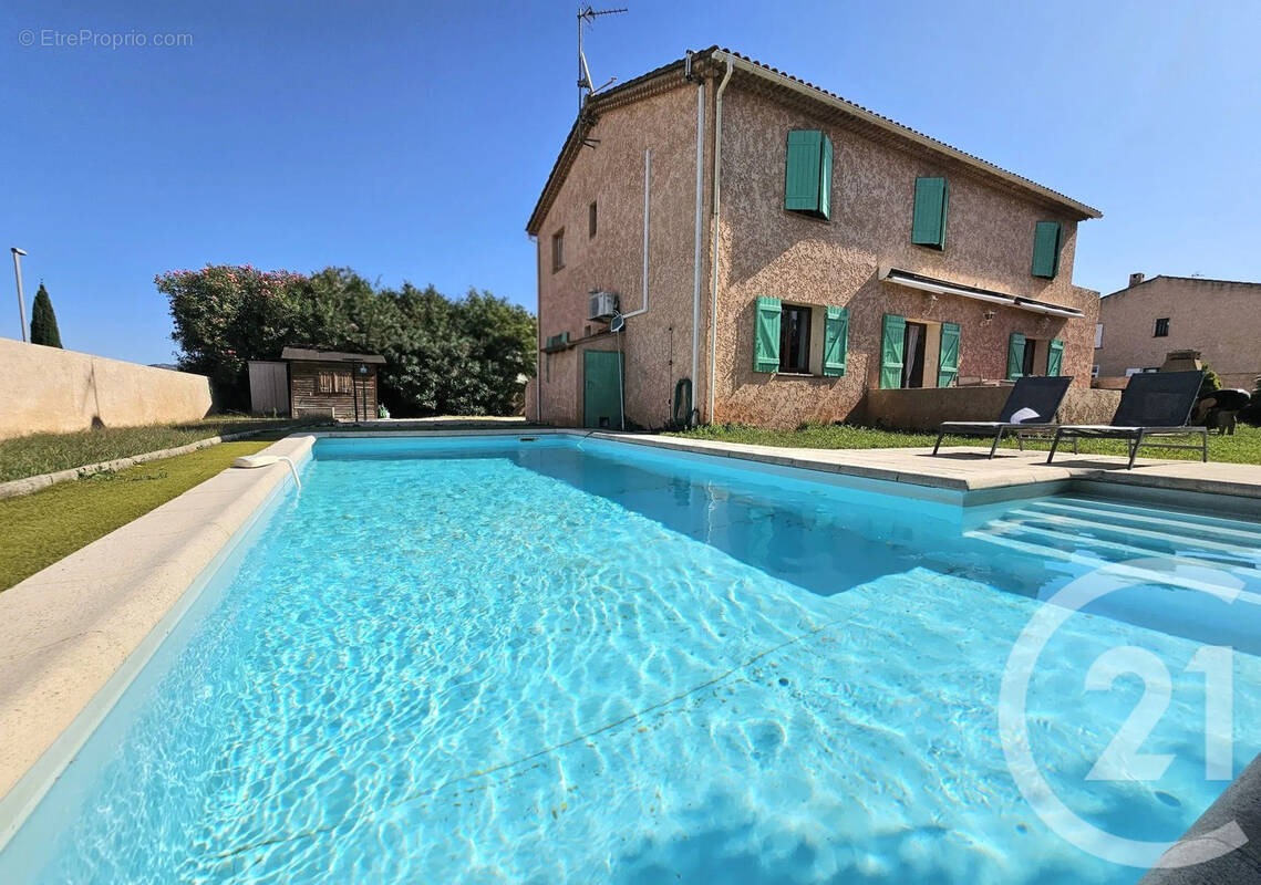 Maison à SIX-FOURS-LES-PLAGES