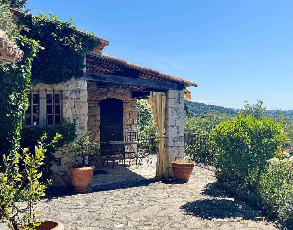 Maison à SPERACEDES