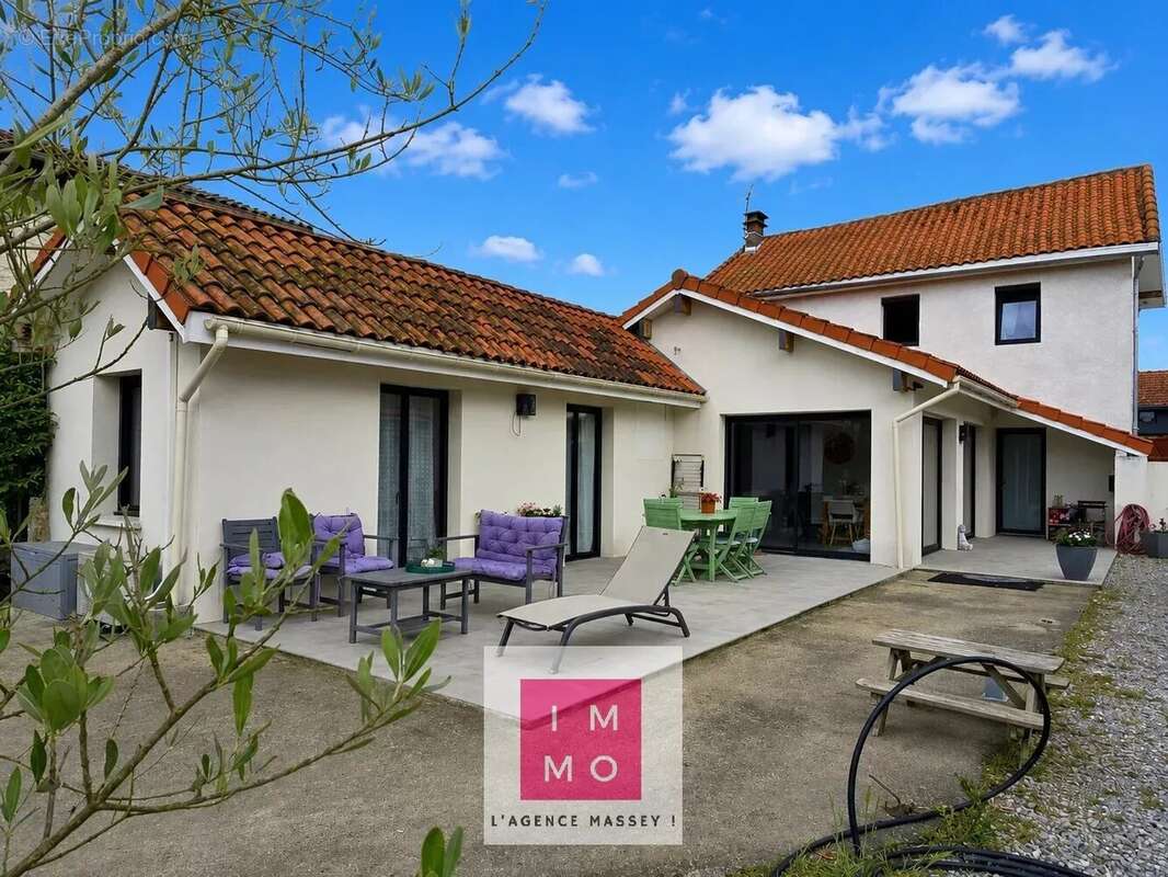 Maison à TARBES