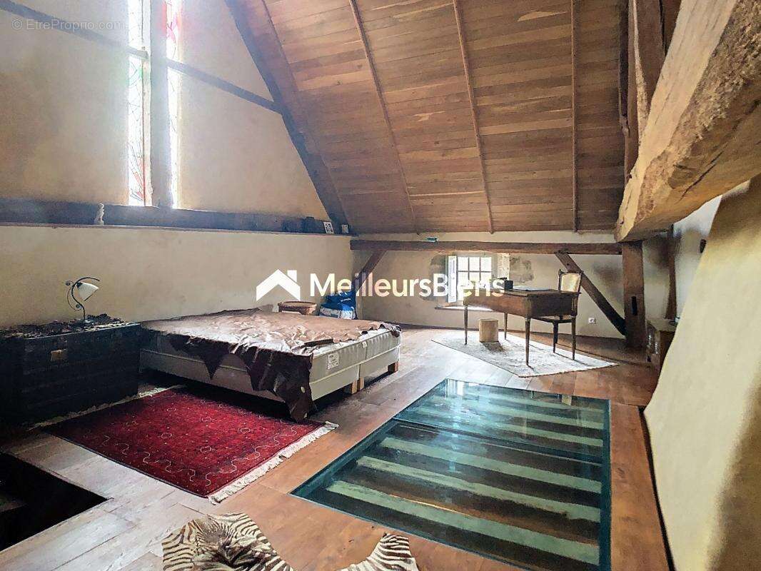 Maison à BELLOU-EN-HOULME