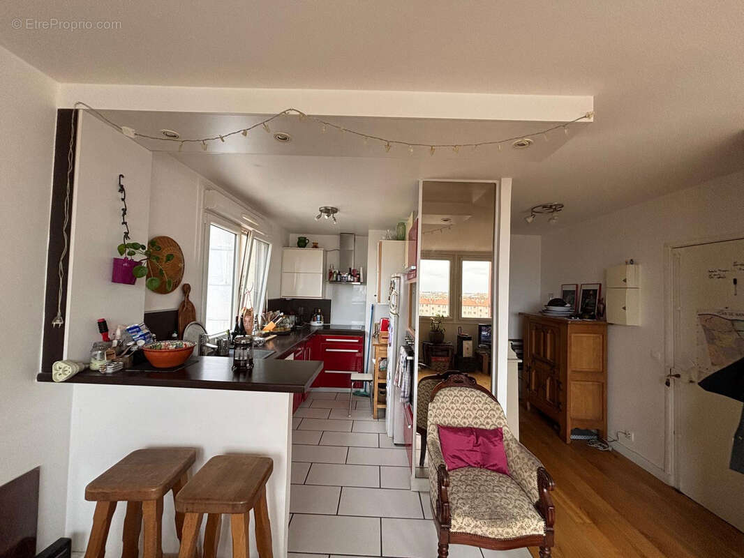Appartement à NANTERRE