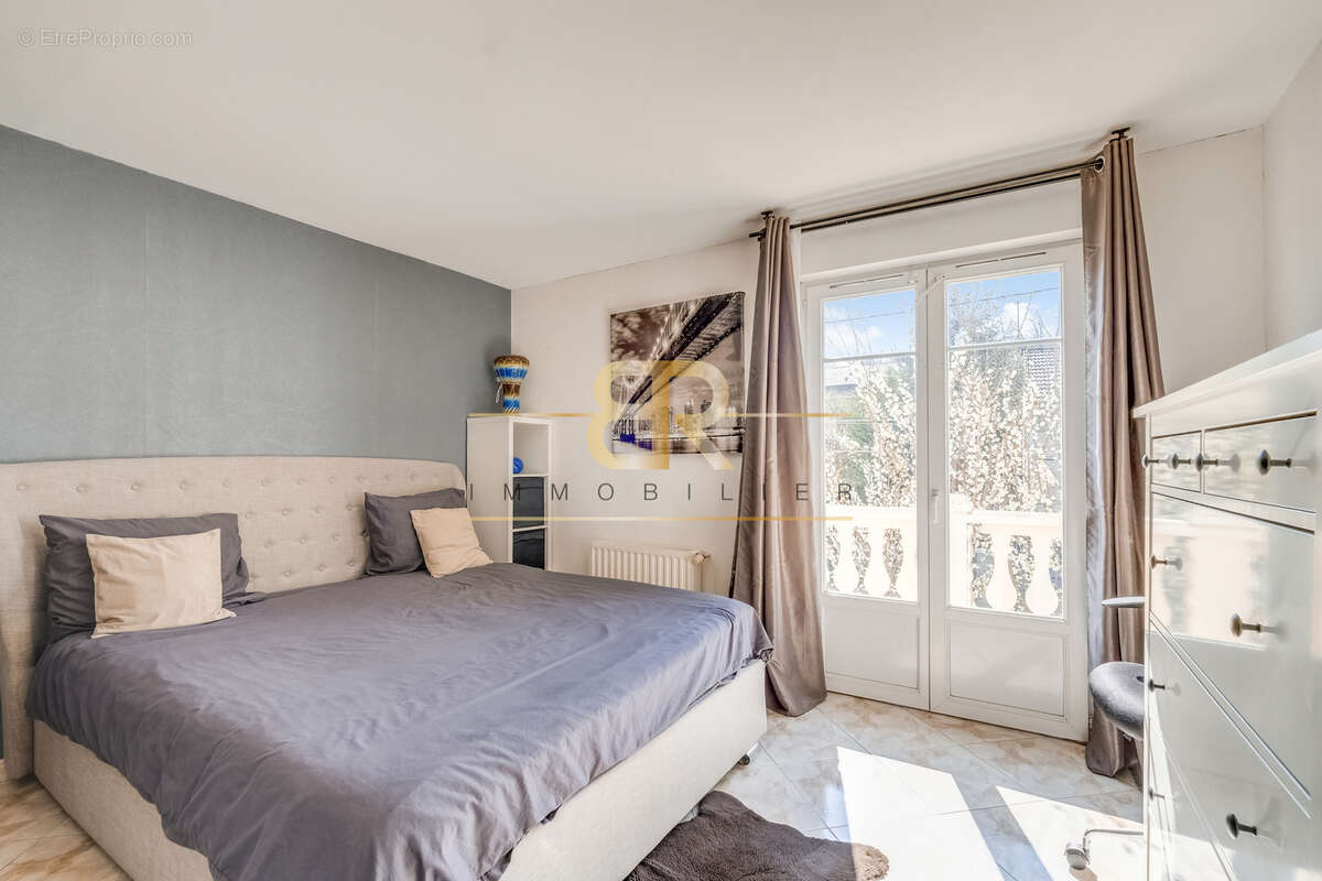 Maison à NOISY-LE-SEC