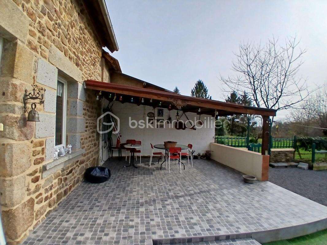 Coup de cœur - calme, espace et potentiel : 4 chambres possibles, terrasse plein sud, proximité commerces et ecoles - photo 13