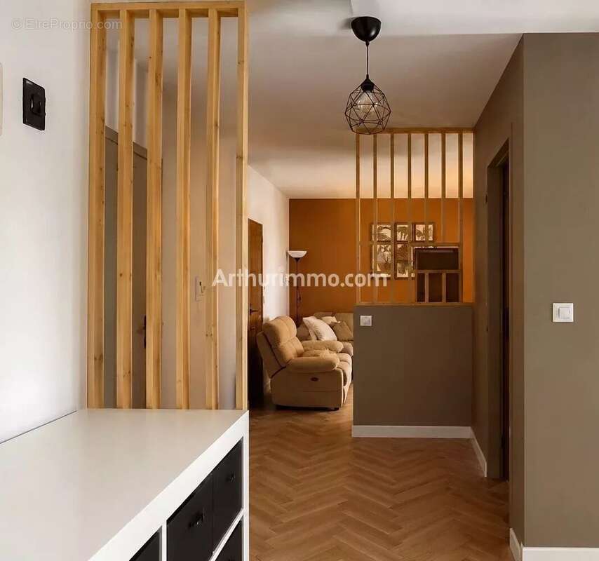 Appartement à LONS-LE-SAUNIER