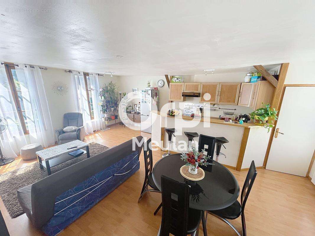 Appartement À Vendre - photo 2